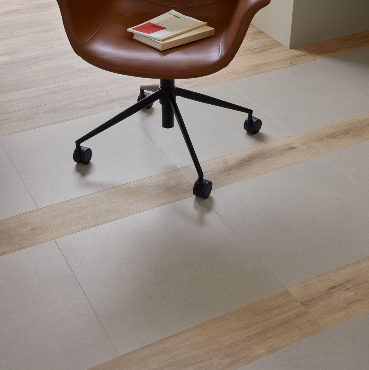 High Resolution-4622 ash urban concrete 5123 pure harvest Large Grey concrete-effect flooring with wood-effect inlay strips beneath an office chair